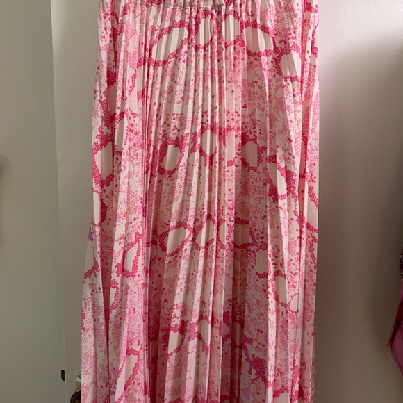Pink & White Snakeskin maxi skirt - Picture 2 of 2